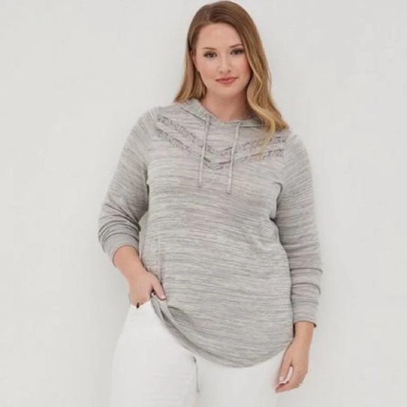 Torrid Light Grey Super Soft Plush Lace Inset Hoodie Plus Size 2X - Picture 1 of 6